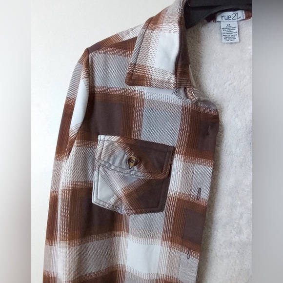 Rue21 Brown Plaid Sherpa-Lined Shacket XS - Picture 4 of 8